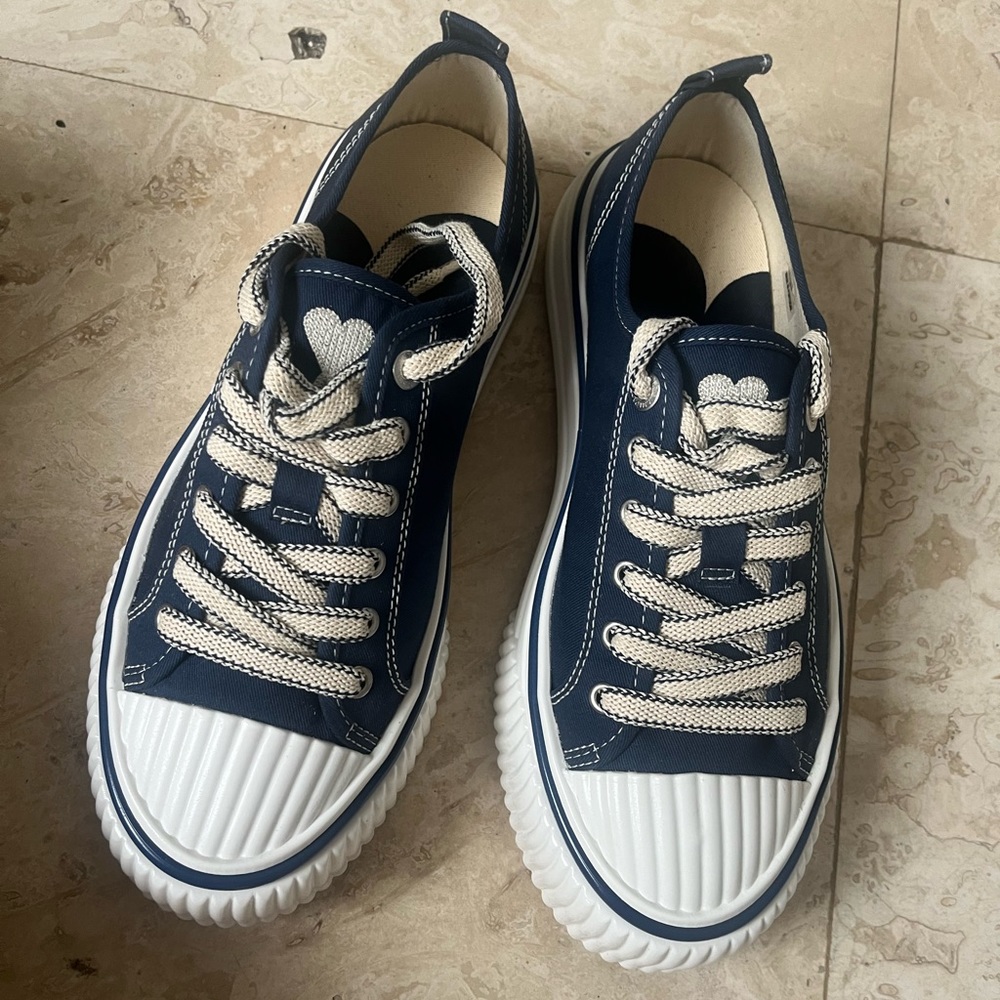 Ami 1980 sneakers